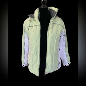 ZeroXposur Women's Light Green and White Ski Jacket